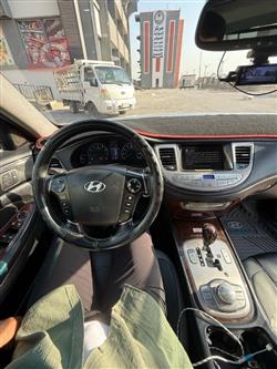 هیوندای جێنسس